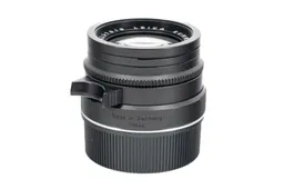 Leica Summarit-M 50mm f/2.5