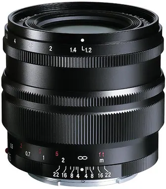 Voigtländer Nokton 35mm f/1.2