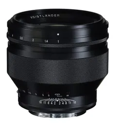 Voigtländer Nokton 50mm f/1