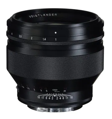 Voigtländer Nokton 50mm f/1